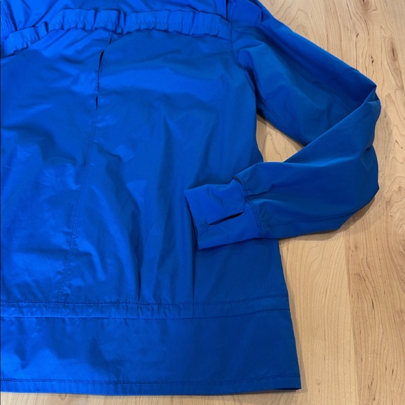 Lululemon Blue Running Hooded Running Jacket size 10 - Picture 13 of 15
